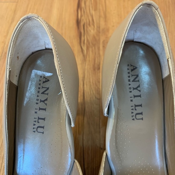 Anyi Lu Peep Open Toe Beige Leather Heels - Picture 2 of 7